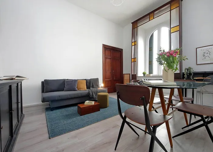 Cavour 2 Bedrooms Daire *