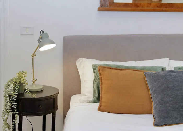 Cavour 2 Bedrooms * Roma
