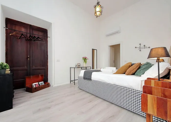Daire Cavour 2 Bedrooms Roma