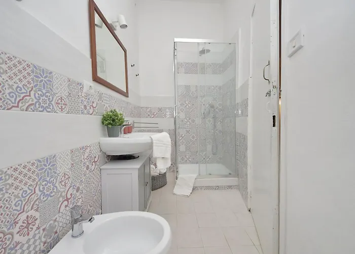 Cavour 2 Bedrooms Daire *